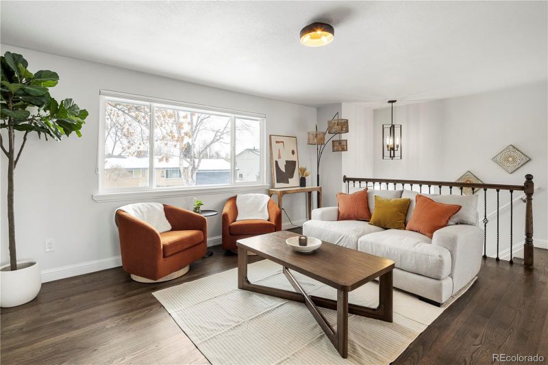 6721 S Cherry St, Centennial, CO 80122