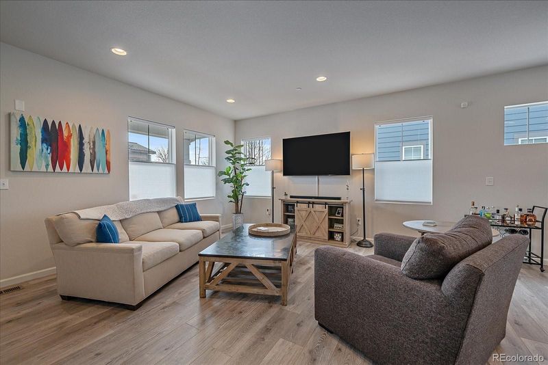 10092 Flower St, Broomfield, CO 80021