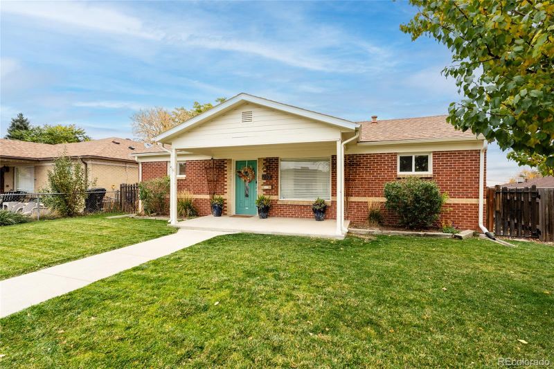 210 Zenobia St, Denver, CO 80219