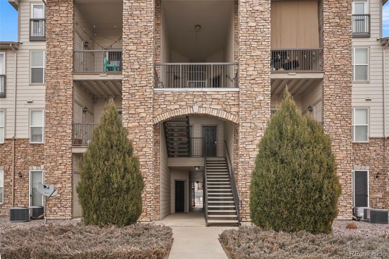 7292 S Blackhawk St #2-103, Englewood, CO 80112
