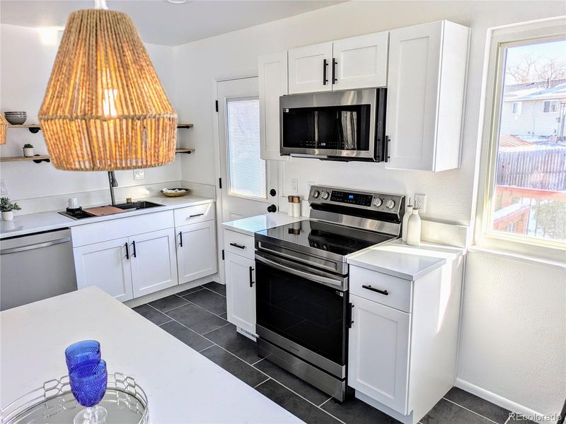 9050 Cody Ct, Broomfield, CO 80021