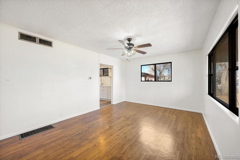 2125 S Corona Ave, Colorado Springs, CO 80905