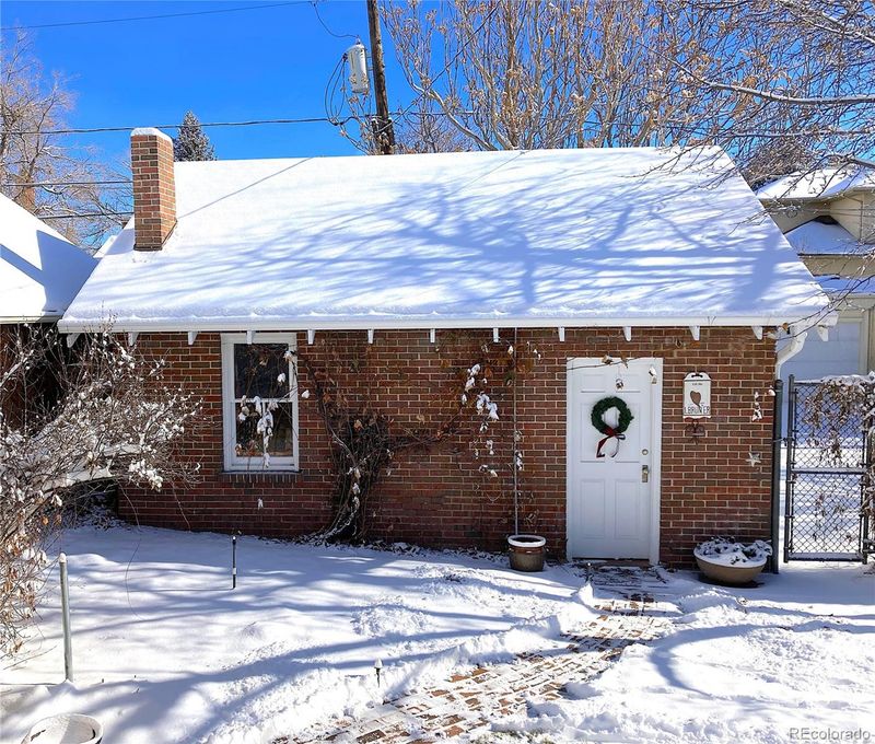 732 Fillmore St, Denver, CO 80206