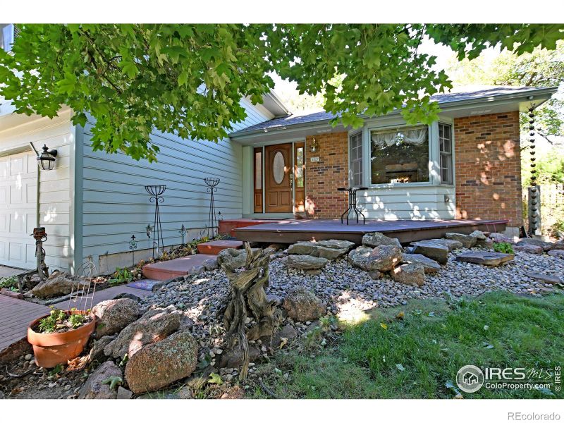 3327 Pineridge Pl, Fort Collins, CO 80525