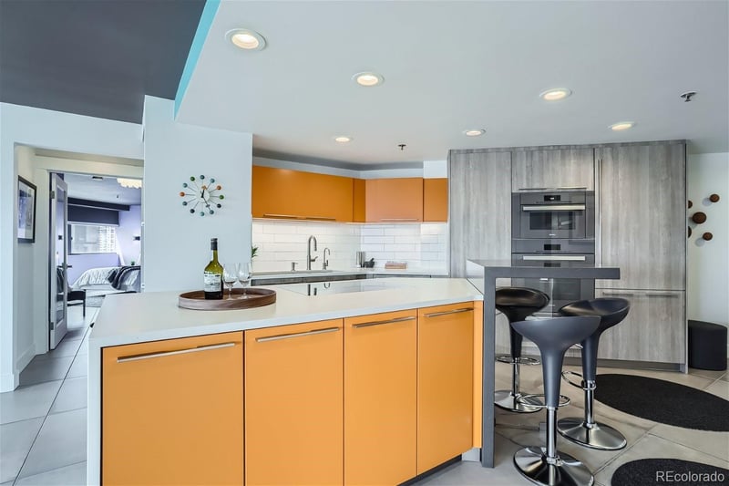 100 Park Ave W #1606, Denver, CO 80205