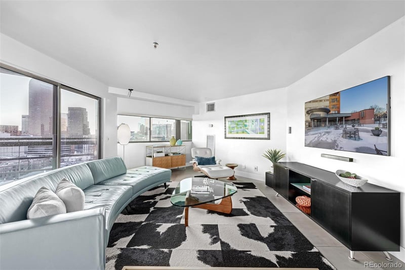 100 Park Ave W #1606, Denver, CO 80205