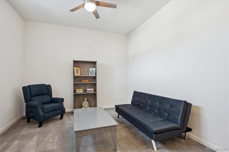 22046 E Allenspark Pl, Aurora, CO 80016