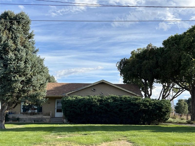 2216 County Farm Rd, Pueblo, CO 81006