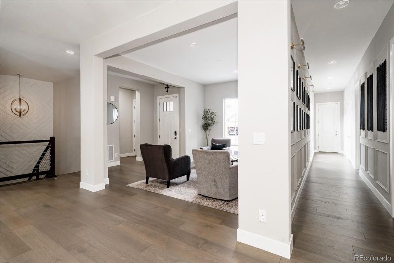 8110 S Kellerman Cir, Aurora, CO 80016