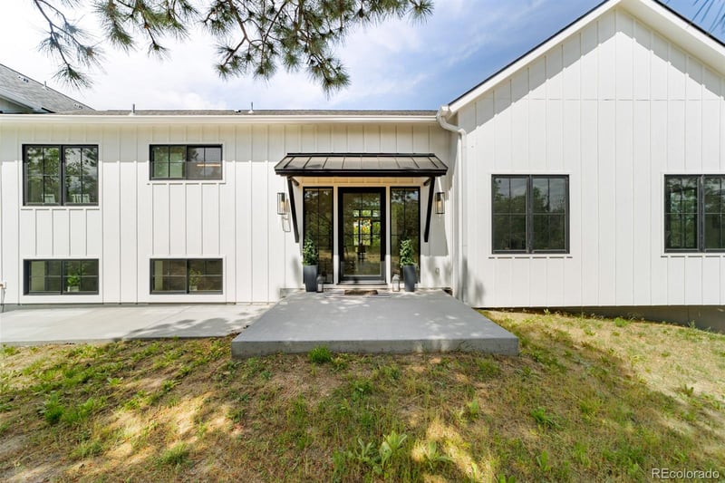 922 W Wolfensberger Rd, Castle Rock, CO 80109