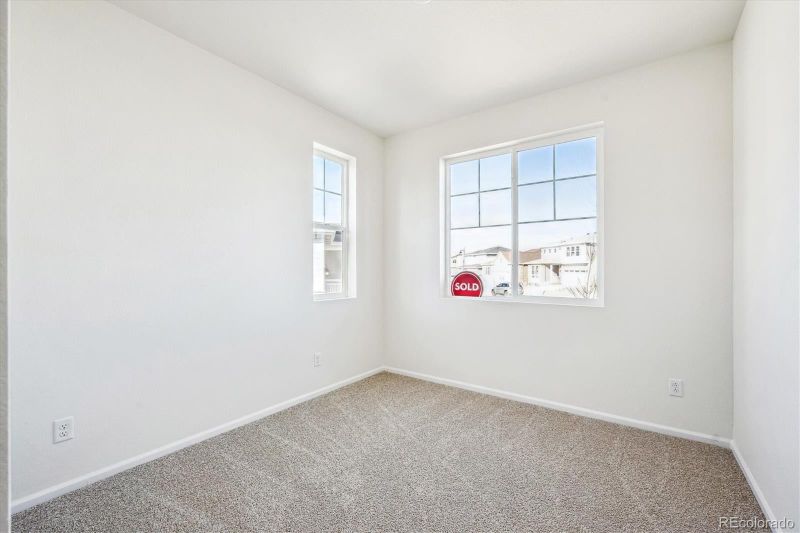 1402 Rock Cliff Ave, Erie, CO 80516