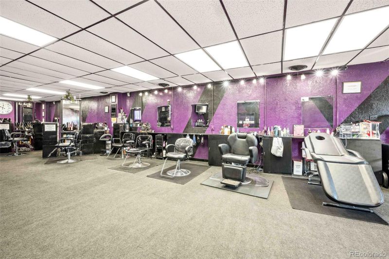 1435 Florence St, Aurora, CO 80010