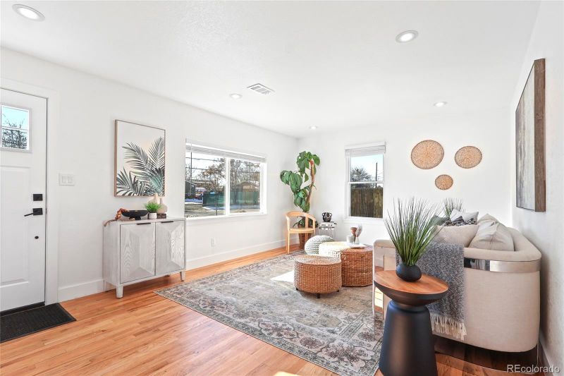 6645 E 58th Ave, Commerce City, CO 80022