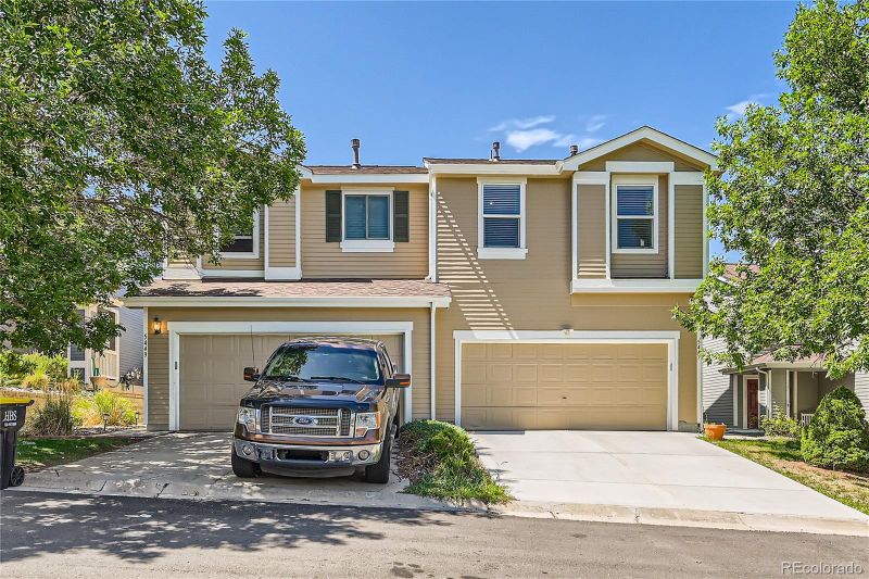5447 S Quatar Ct, Aurora, CO 80015