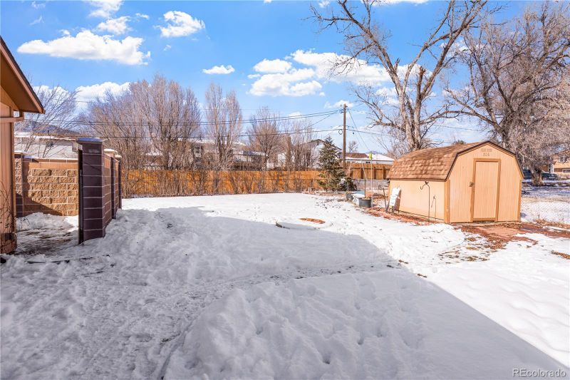 306 Cranbrook Cir, Colorado Springs, CO 80906