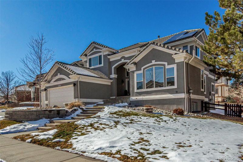 9647 Colinade Dr, Lone Tree, CO 80124