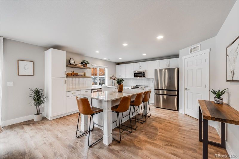 2418 Coach House Loop, Castle Rock, CO 80109