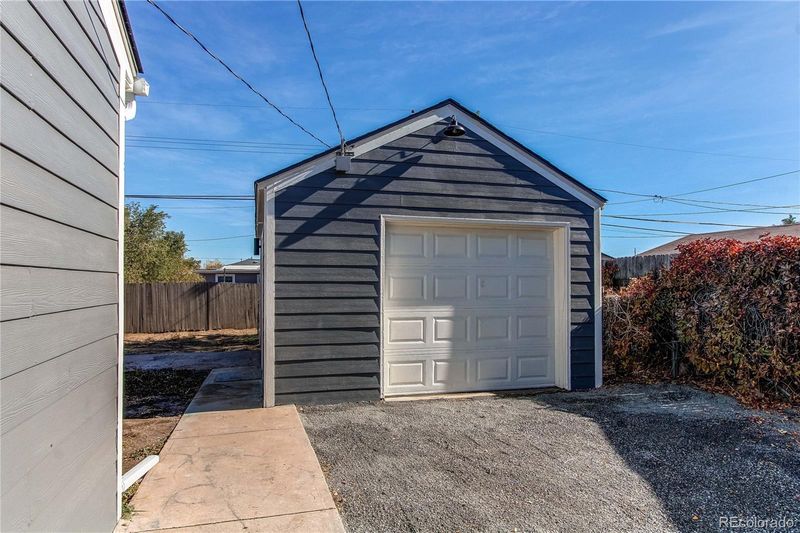 7780 Hollywood St, Commerce City, CO 80022