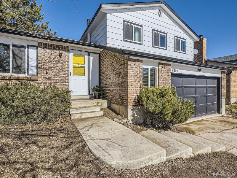 6295 S Flower Way, Littleton, CO 80123