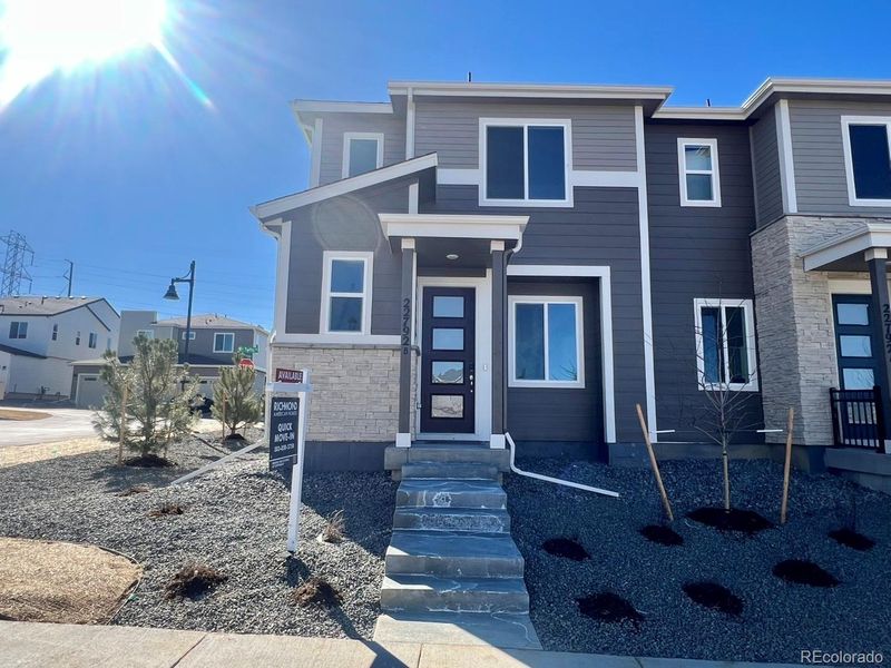 22792 E Tufts Ave #B, Aurora, CO 80015