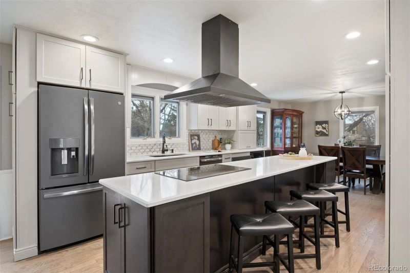 6341 E Floyd Dr, Denver, CO 80222