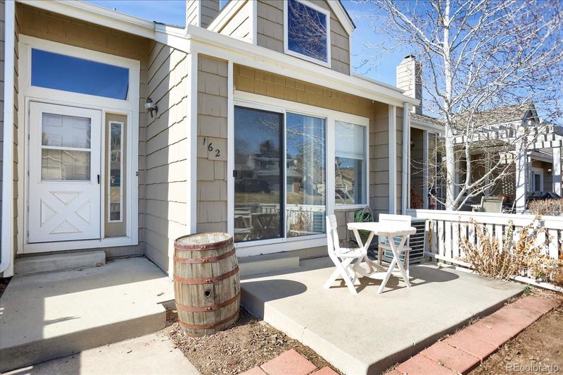 162 Blue Spruce Ct, Highlands Ranch, CO 80126