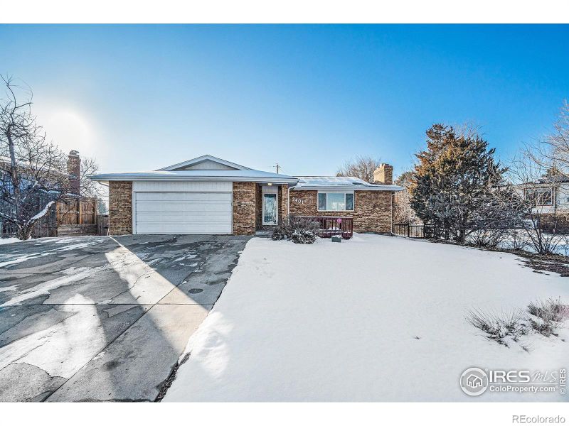 2401 52nd Ave Ct, Greeley, CO 80634