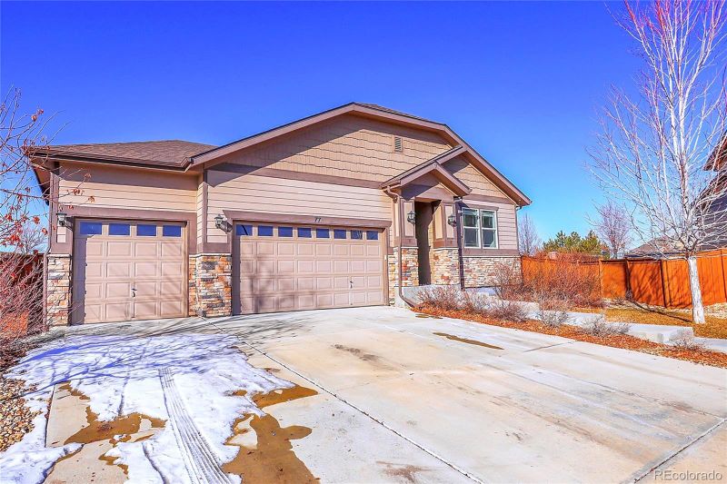 77 N Irvington St, Aurora, CO 80018