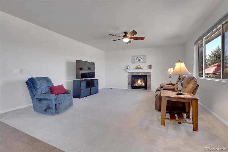 77 N Irvington St, Aurora, CO 80018