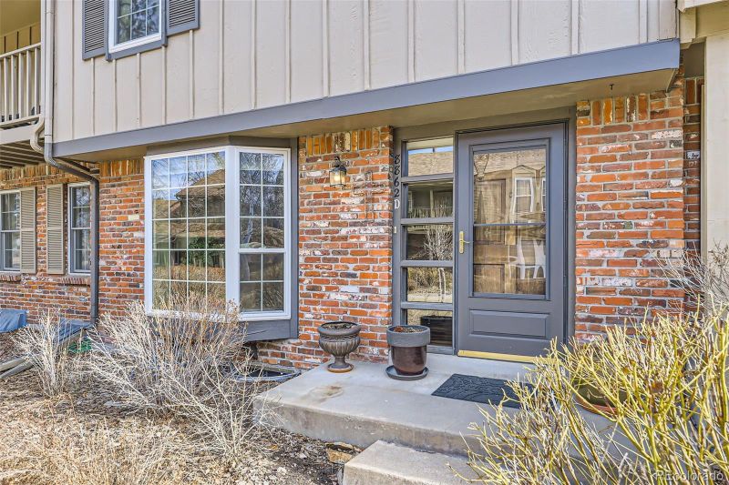8862 E Amherst Dr #D, Denver, CO 80231