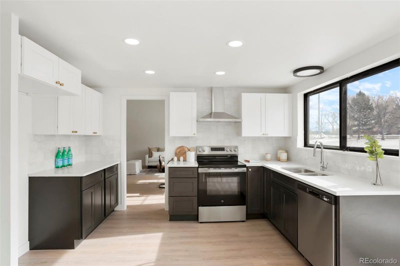 1011 Pierce St #5, Lakewood, CO 80214