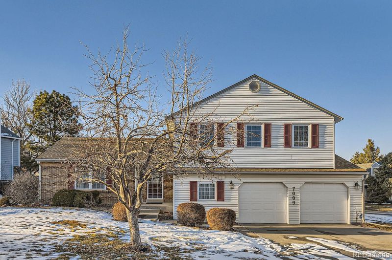 7009 S Forest Ct, Centennial, CO 80122
