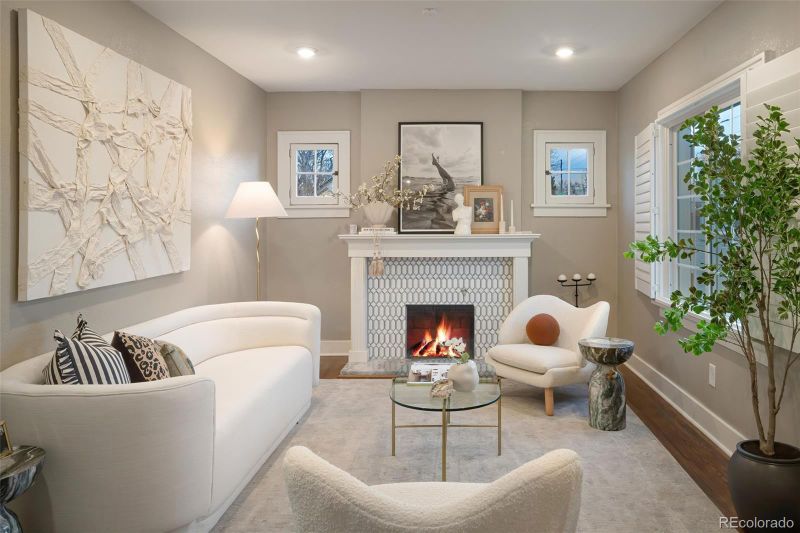 285 E Dartmouth Ave, Englewood, CO 80113