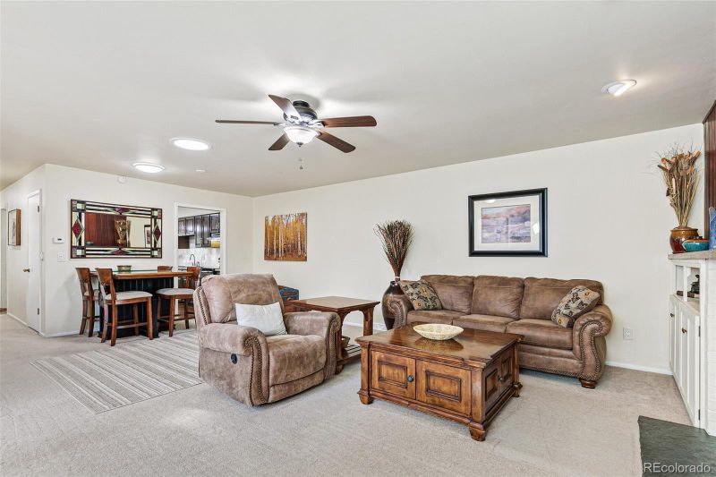 7492 W Cedar Cir, Lakewood, CO 80226