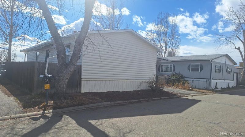 2930 Oriole St Lot #110, Denver, CO 80260