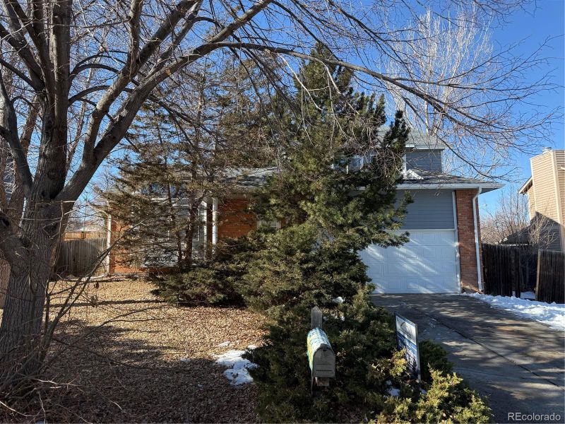 3153 S Danube St, Aurora, CO 80013