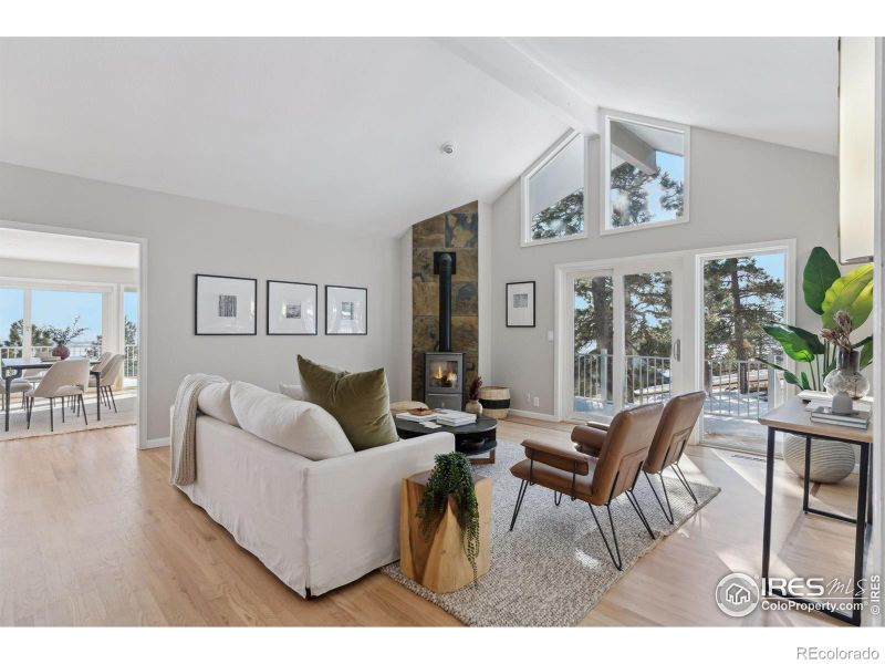 8393 Stoneridge Ter, Boulder, CO 80302