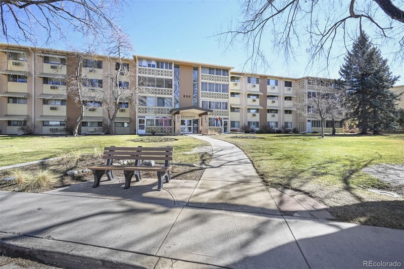 650 S Clinton St #11B, Denver, CO 80247