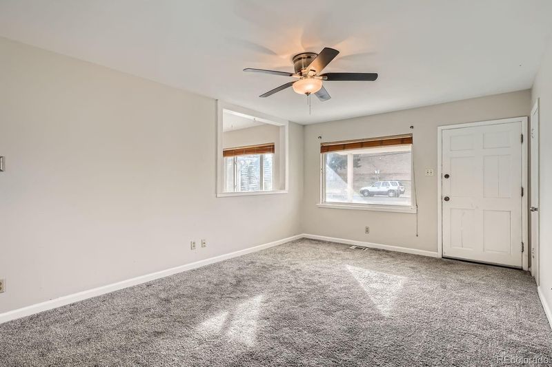 4981 E Cornell Ave, Denver, CO 80222