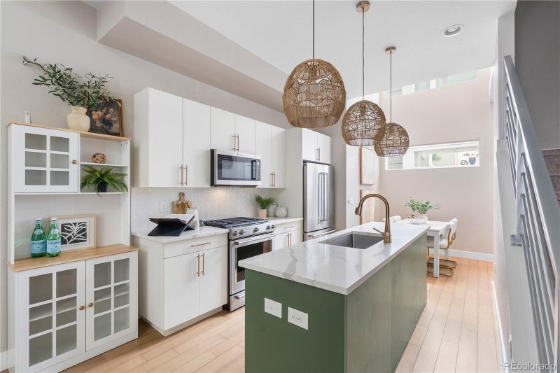 2733 W 28th Ave #6, Denver, CO 80211
