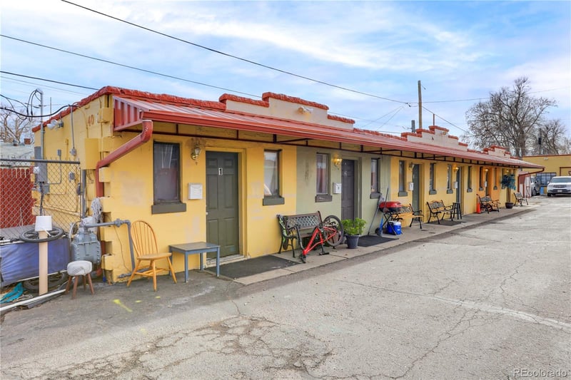 636 S Quitman St, Denver, CO 80219