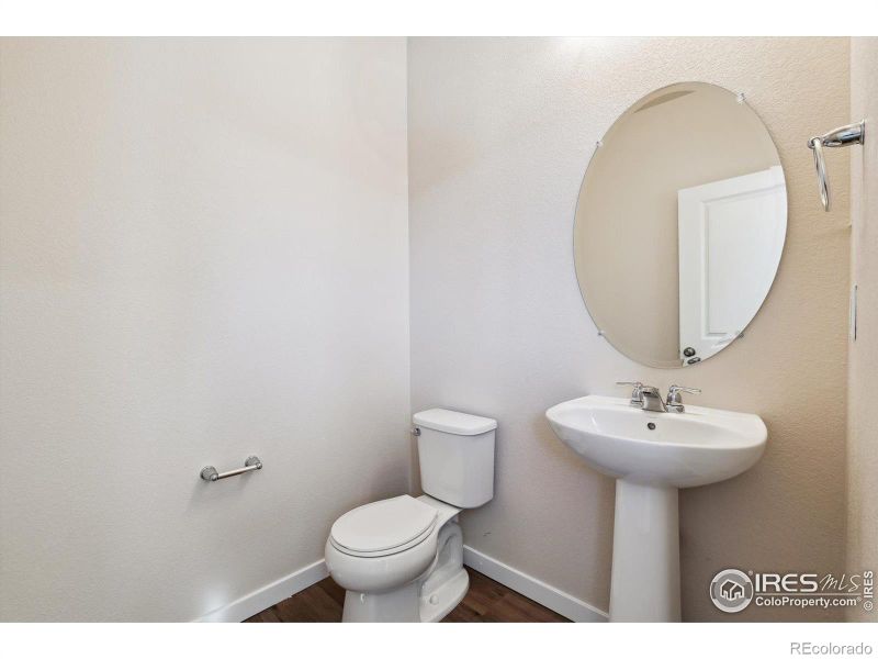 941 Harvard St, Johnstown, CO 80534