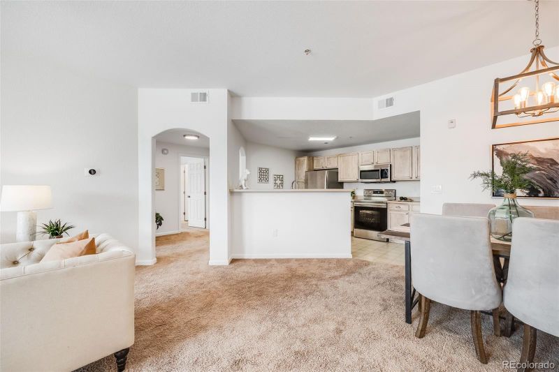 5726 N Genoa Way #204, Aurora, CO 80019