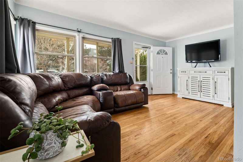 1920 Ulster St, Denver, CO 80220