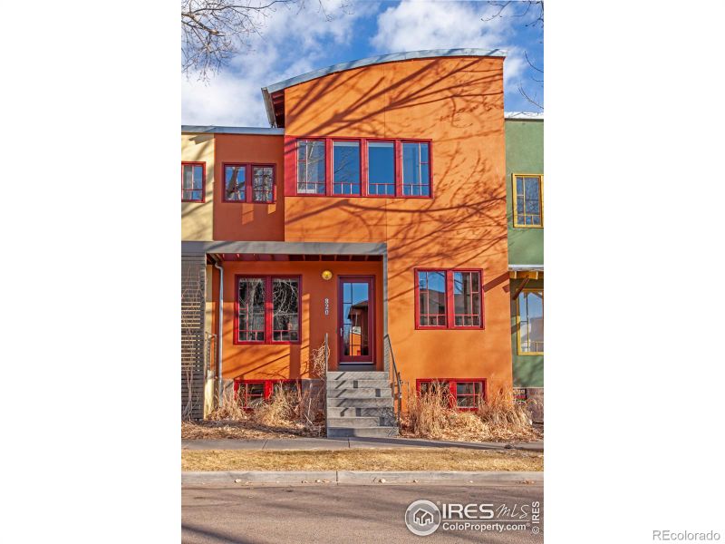 820 Tenacity Dr, Longmont, CO 80504