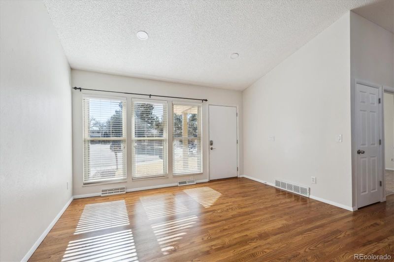 7477 Holland Ct, Arvada, CO 80005