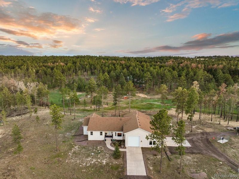 9925 Chipmunk Ln, Colorado Springs, CO 80908