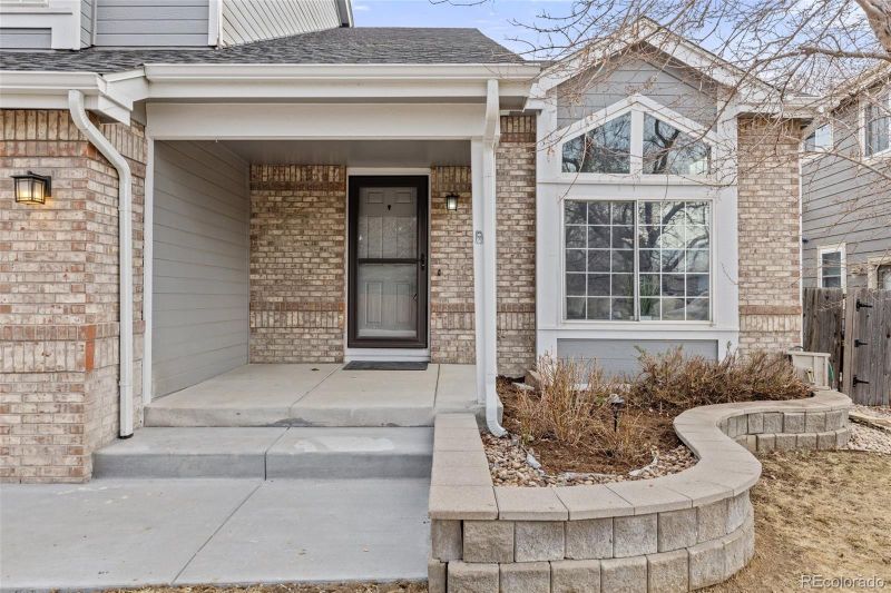 11076 W Dumbarton Cir, Littleton, CO 80127