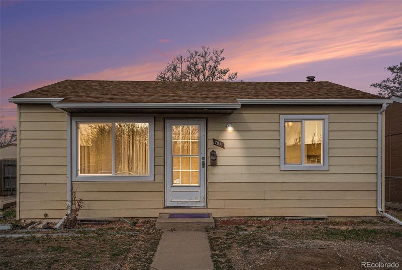 7971 Olive St, Commerce City, CO 80022