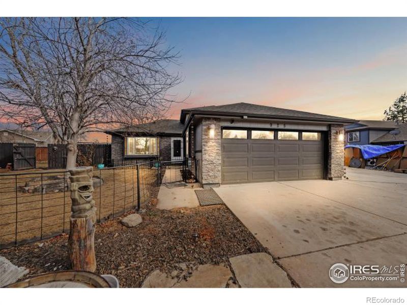 925 Bluebell Ct, Windsor, CO 80550